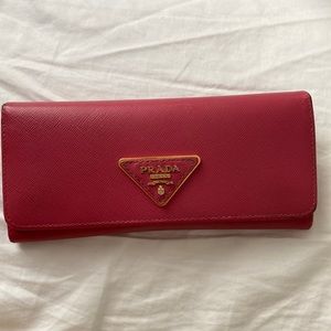 Prada wallet pink